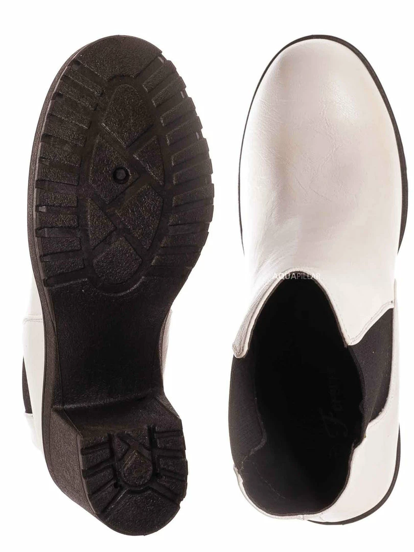 Fabulous New Status51 Vintage Block Heel Elastic Chelsea Ankle Bootie