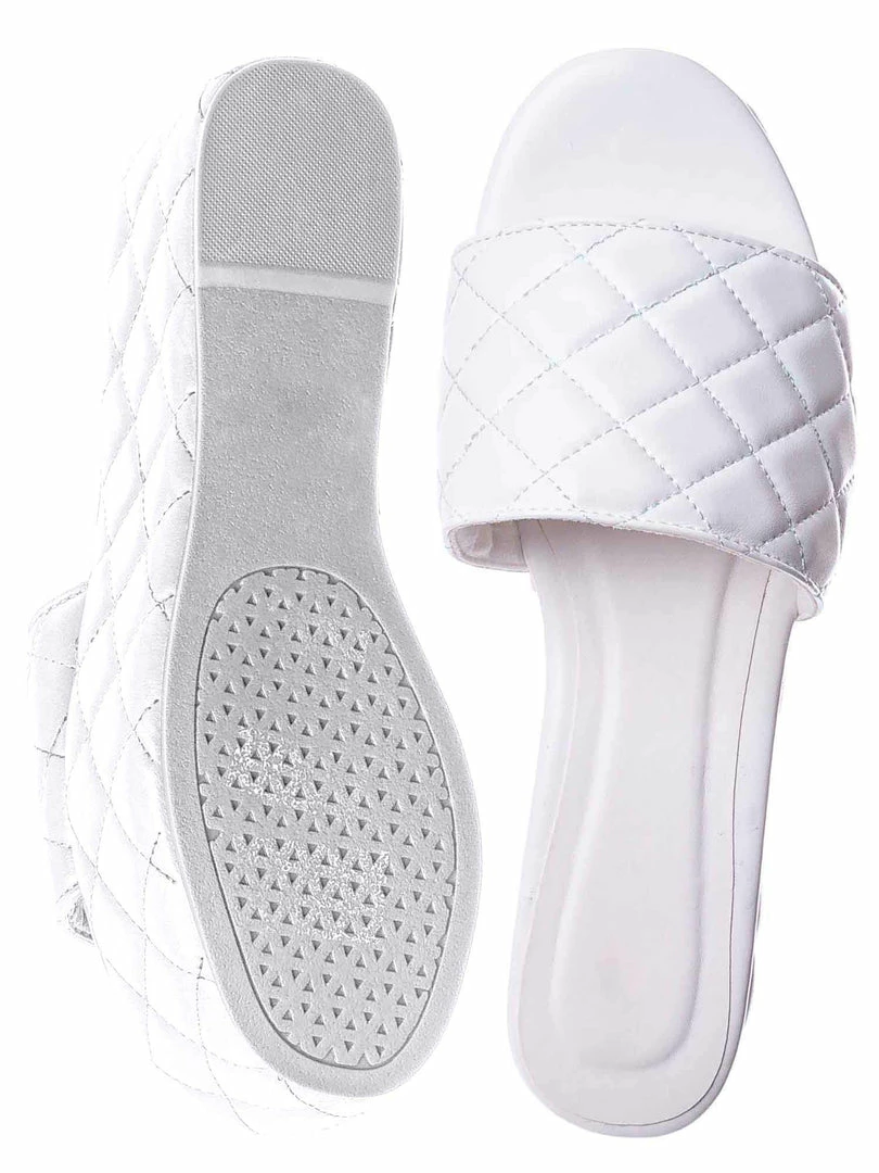 Bamboo New Purchase23 Quilted Flatform Slipper Mule - Platform Diamond Stitch Slide Sandals