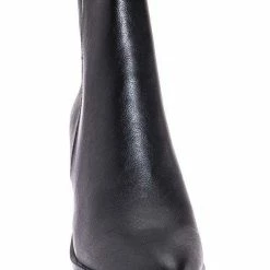 Bamboo Upstream03 Classic Block Heel Bootie New