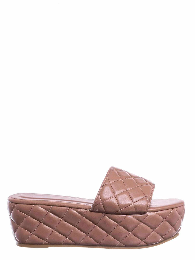 Bamboo New Purchase23 Quilted Flatform Slipper Mule - Platform Diamond Stitch Slide Sandals