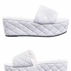 Bamboo New Purchase23 Quilted Flatform Slipper Mule - Platform Diamond Stitch Slide Sandals