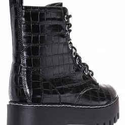 Bamboo Staging01 Chunky Edgy Lug Sole Combat Boot- Army Military Threaded Rugged Bootie New