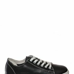 Aquapillar Constant3 Leather Fashion Lace Up Sneaker - Unisex Low Top Vulcanized Shoe