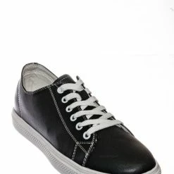 Aquapillar Constant3 Leather Fashion Lace Up Sneaker - Unisex Low Top Vulcanized Shoe