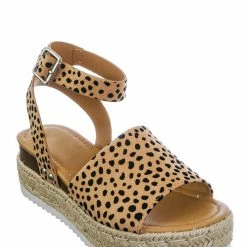 Soda Topic Espadrille Jute Rope Wrap Platform Flatform Rubber Shark Tooth Flat Sandal