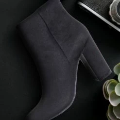 Bamboo New Awake01 Classic Block Heel Bootie - Womens Chunky Ankle Dress Boots