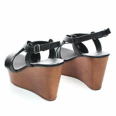 New Becca09 By Bamboo, Criss Cross Cut Out Ankle Strap Open Toe Platform Wedge Sandal