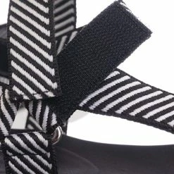 Bamboo Catch02 Hook & Loop Sporty Cushioned Footbed Sandal - Women Web Strap Flatform New