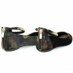 Chantel40M By Bamboo, Round Toe Dress Flat W Oriental/Russian Print, Metal Ankle Strap. Flat Shoe