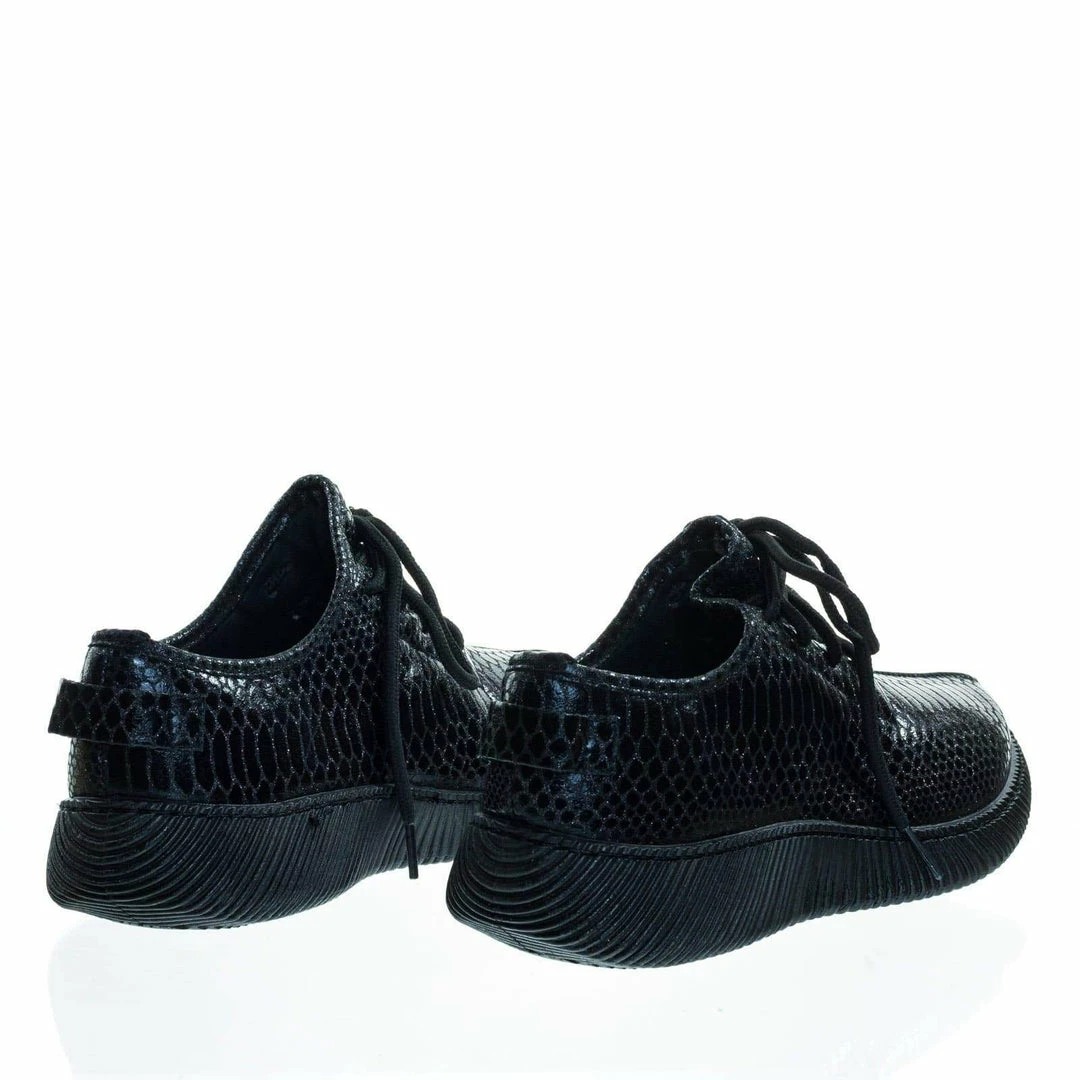 Bamboo New Forward03 Snakeskin Embossed Prints, Lace Up Sneaker W Ribbed Outsole