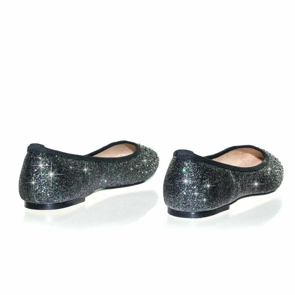 Gigi6 By Bamboo Women's Round Toe Ballet Flats With Iridescent Rhinestone Studs On Glitter Vamp