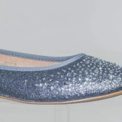 Gigi6 By Bamboo Women's Round Toe Ballet Flats With Iridescent Rhinestone Studs On Glitter Vamp