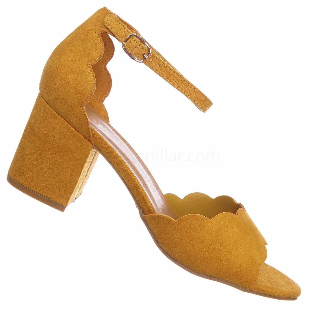 Bamboo Highlight71 Scallop Wavy Block Heel Sandal - Womens Half Circle Retro Boho Shoe New