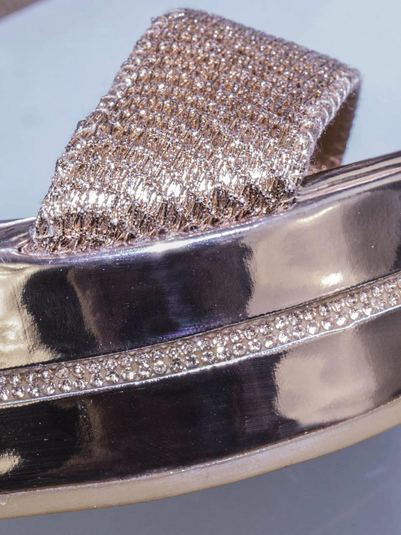 Bamboo Joyas03 Platform Flatform Sandal W Chain Fabric Upper Rhinestone Stud Strip