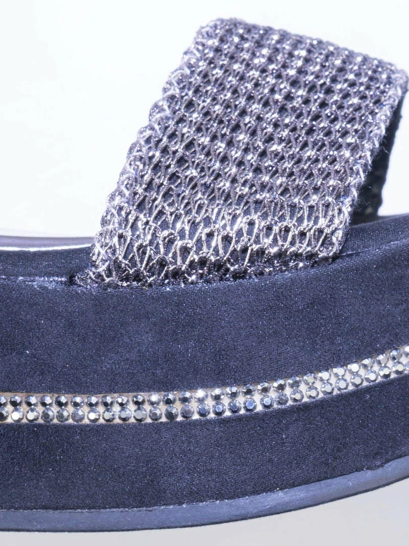 Bamboo Joyas03 Platform Flatform Sandal W Chain Fabric Upper Rhinestone Stud Strip