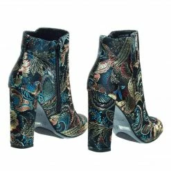 Bamboo New Living23 Embossed & Embroidery Block Heel Ankle Bootie W Faux Fur Lining