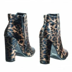 Bamboo New Living23 Embossed & Embroidery Block Heel Ankle Bootie W Faux Fur Lining