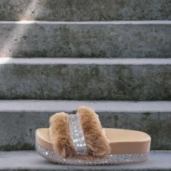 Bamboo Nighttime02 Faux Fur Rhinestone Flatform Slides - Molded Footbed Crystal Sandal New