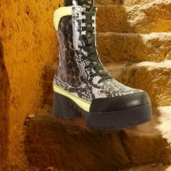 Bamboo Powerful06 Faux Fur Lninig Combat Boots - Military Lug Sole Color Block Shoes New