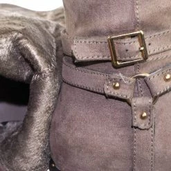 Bamboo Preppy05 Biker Motorcycle Riding Boots W Faux Fur Lining & Micro Metal Stud Welt