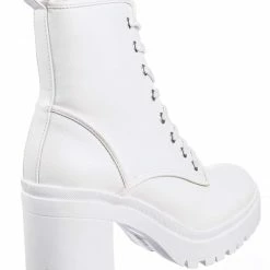 Bamboo New Regal01 Faux Fur Lined Combat Booties - Womens Laced Up Chunky Block Heels