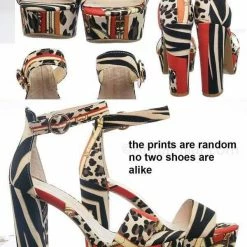 Bamboo Shocking03 Block Heel Platform Sandal - Women Platform Open Toe Baroque Print