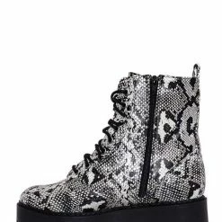 Bamboo Staging01 Chunky Edgy Lug Sole Combat Boot- Army Military Threaded Rugged Bootie New