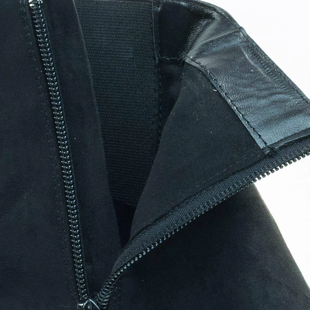 Bamboo Upscale04 Chunky Block Heel Chelsea Ankle Bootie W Side Elastic, F-Suede Lining New