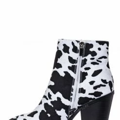 Bamboo Upstream03 Classic Block Heel Bootie New