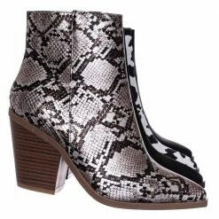 Bamboo Upstream03 Classic Block Heel Bootie New