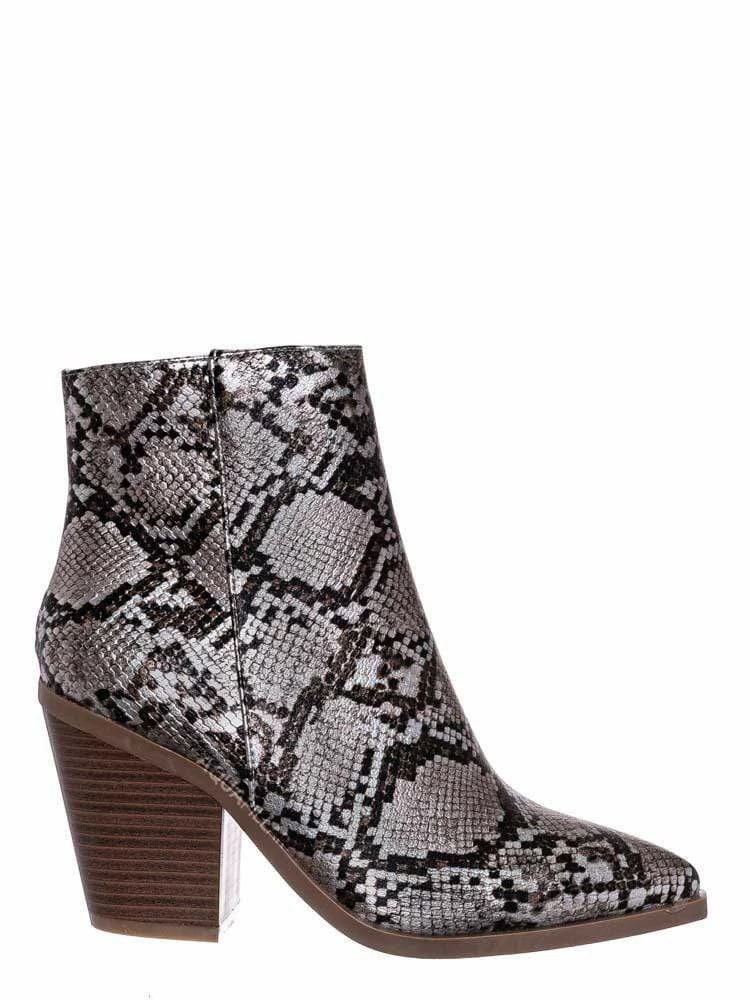 Bamboo Upstream03 Classic Block Heel Bootie New