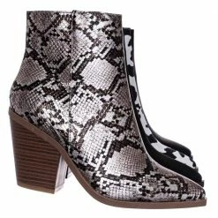 Bamboo Upstream03 Classic Block Heel Bootie New