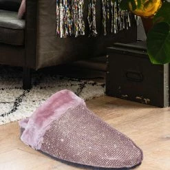 Forever Link New Benefit13 Rhinestone Crystal Moccasin Furry Footbed Slipper