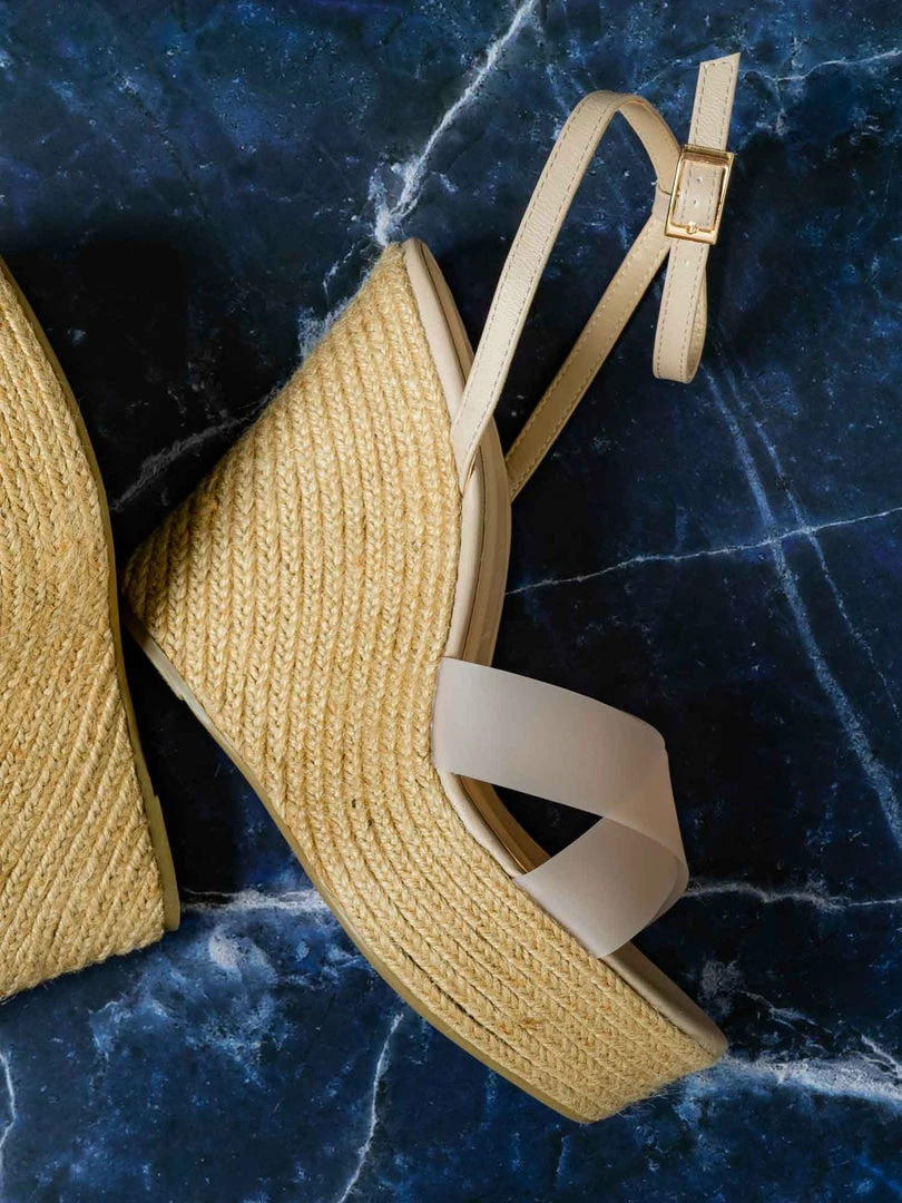 Bamboo New Chosen16 Clear Espadrille Platform Wedge Sandal - Women Lucite Clear Heels