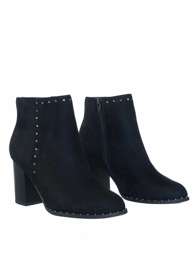 Delicious Upland Micro Metal Stud On Chunky Block High Heel Ankle Bootie New