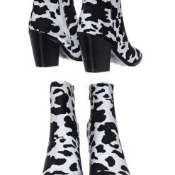 Bamboo Upstream03 Classic Block Heel Bootie New