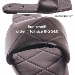 Bamboo New Block22 Quilted Flat Slipper Sandal - Womens Open Square Toe Slides