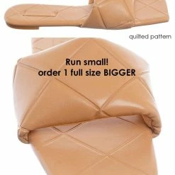 Bamboo New Block22 Quilted Flat Slipper Sandal - Womens Open Square Toe Slides