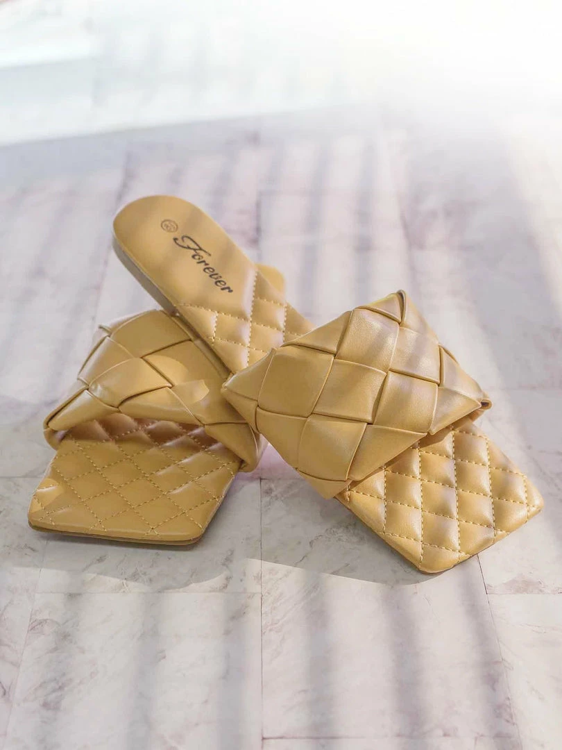 Forever Link Padded18 Wide Woven Slide Sandal - Womens Elongated Open Square Toe Slipper Mule New