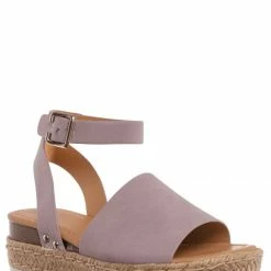 Soda Topic Espadrille Jute Rope Wrap Platform Flatform Rubber Shark Tooth Flat Sandal