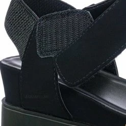 Soda Aster Saw Edge Rubber Outsole Flatform Sandal - Shark Tooth Threaded Outsole