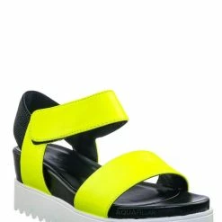 Soda Aster Saw Edge Rubber Outsole Flatform Sandal - Shark Tooth Threaded Outsole