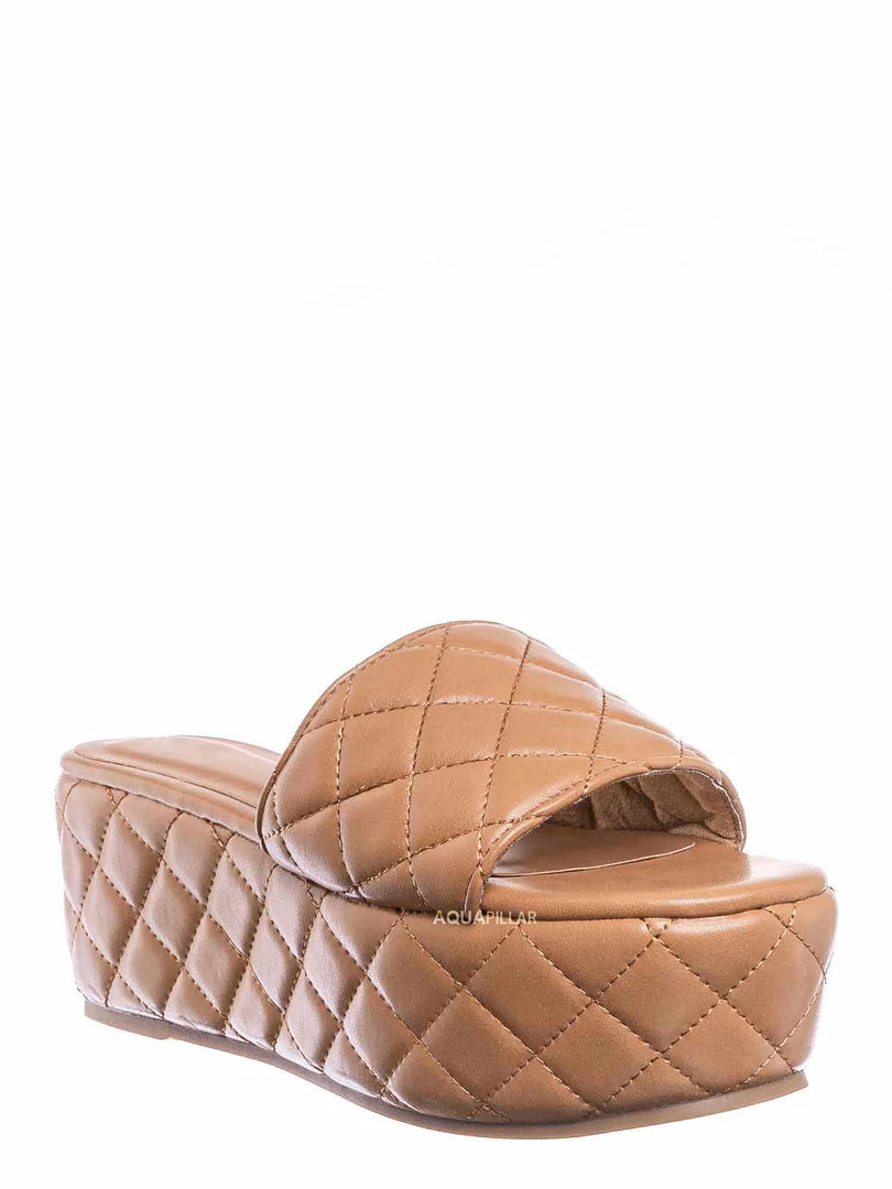 Bamboo New Purchase23 Quilted Flatform Slipper Mule - Platform Diamond Stitch Slide Sandals