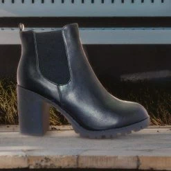 Top Moda Michi72 Block Heel Chelsea Bootie - Threaded Lug Sole Ankle Dress Boots