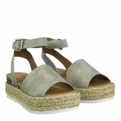 Soda Topic Espadrille Jute Rope Wrap Platform Flatform Rubber Shark Tooth Flat Sandal
