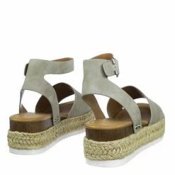 Soda Topic Espadrille Jute Rope Wrap Platform Flatform Rubber Shark Tooth Flat Sandal
