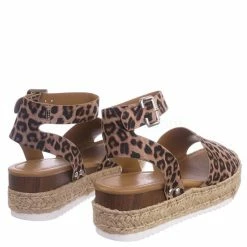 Soda Topic Espadrille Jute Rope Wrap Platform Flatform Rubber Shark Tooth Flat Sandal