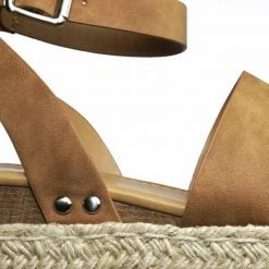 Soda Topic Espadrille Jute Rope Wrap Platform Flatform Rubber Shark Tooth Flat Sandal