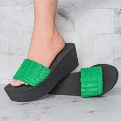 Wild Diva Heat01 EVA Foam Platform Wedge Thong Sandal, Women Summer Slipper