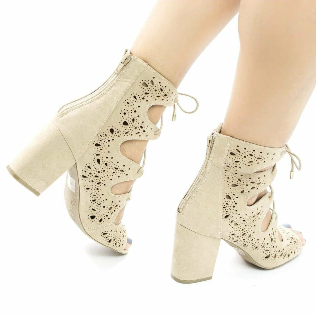 New Susie25 By Wild Diva, Laser Perforated Corset Lace Up Ankle Block Heel Booties